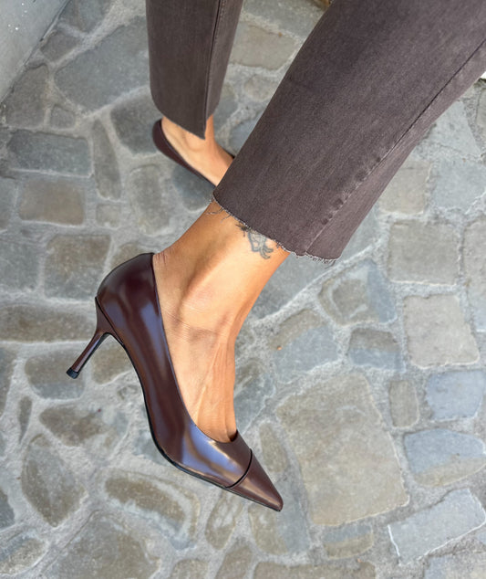 DECOLLETE' IN PELLE MARRONE