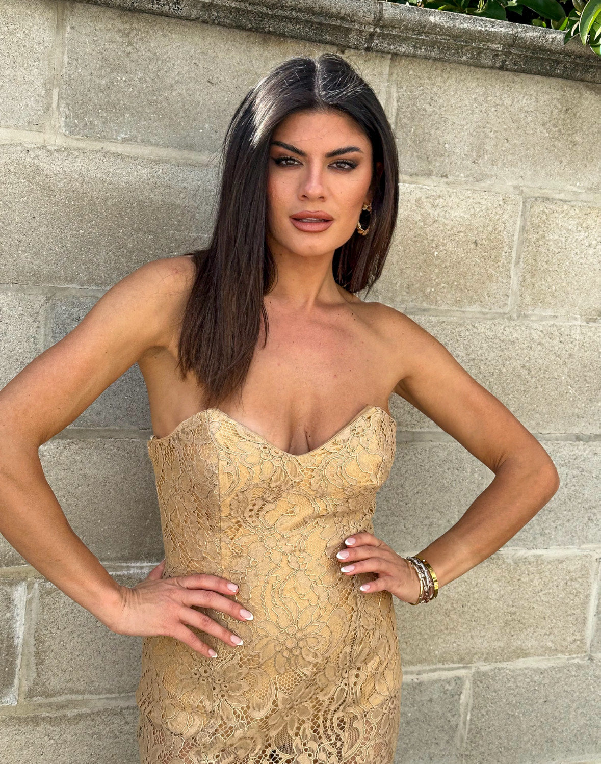ABITO MONIQUE ORO