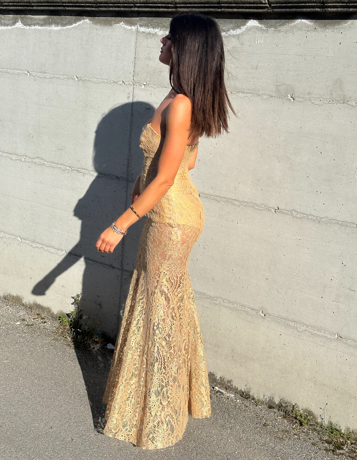 ABITO MONIQUE ORO