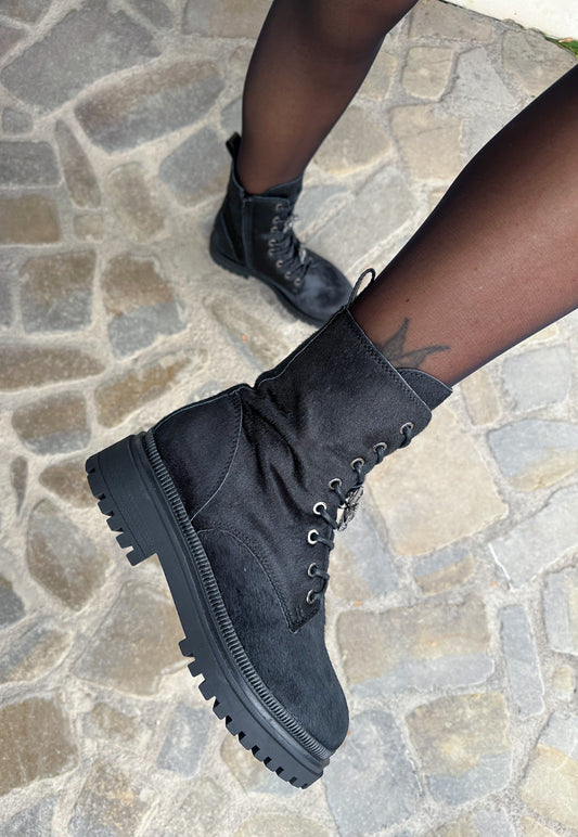 ANFIBIO IN CAVALLINO NERO