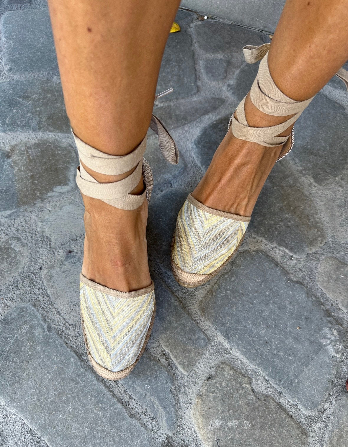ESPADRILLAS ORO