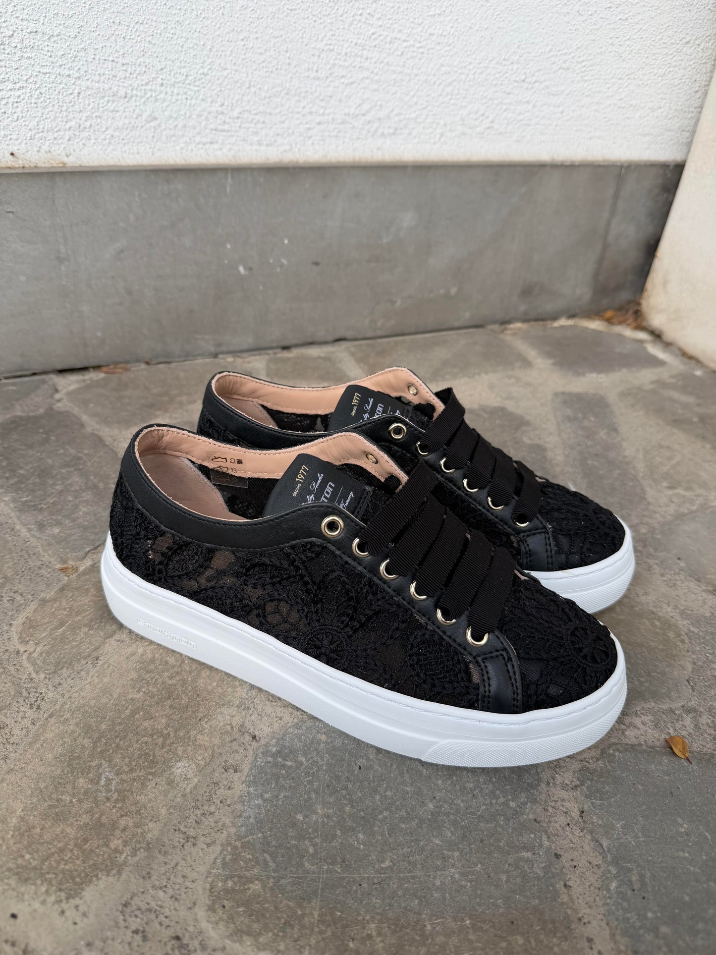SNEAKERS LACE NERA