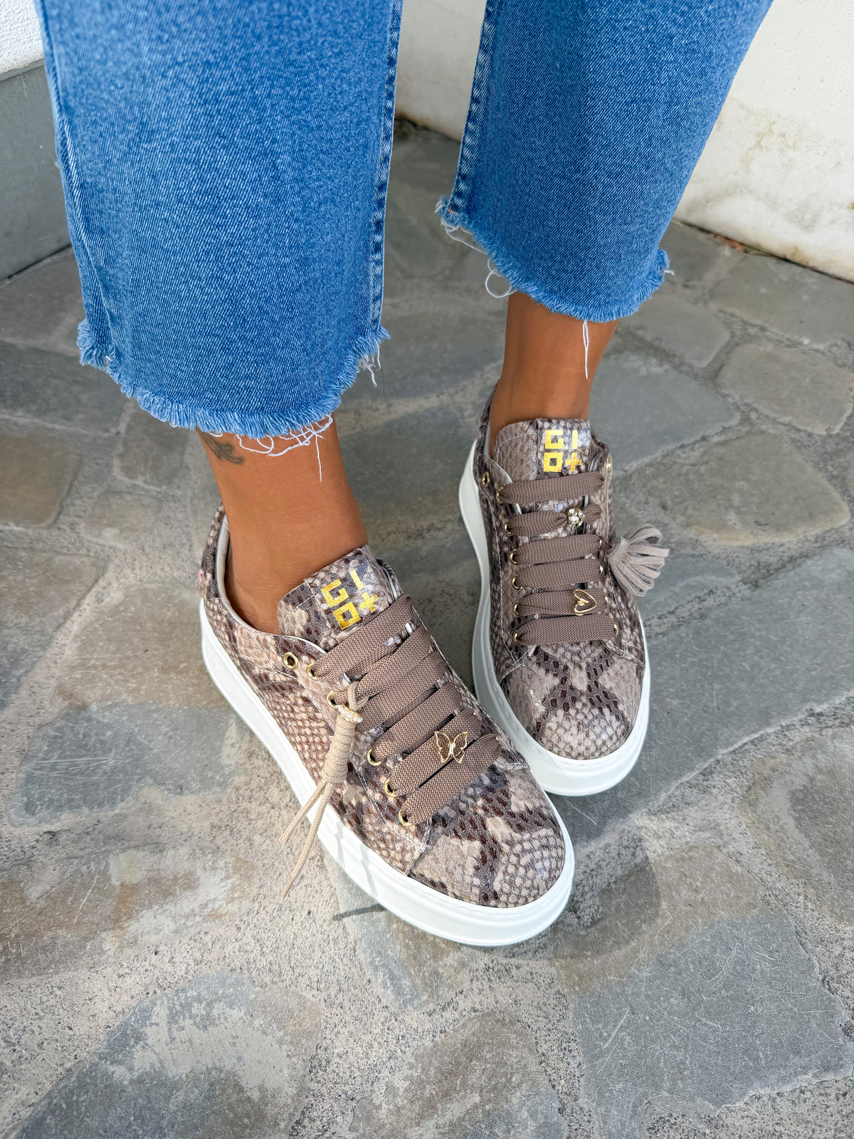 SNEAKERS PIA PITONATA