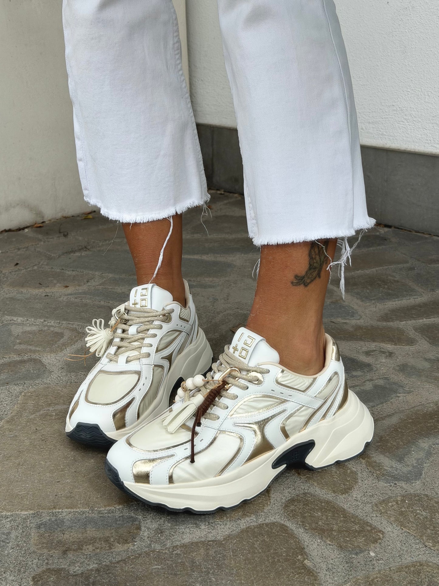 SNEAKERS DALIA BIANCA