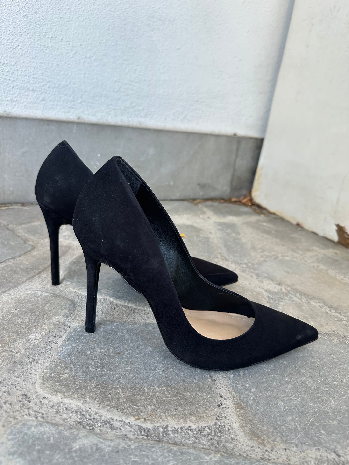 DECOLLETE' CAMOSCIO NERO