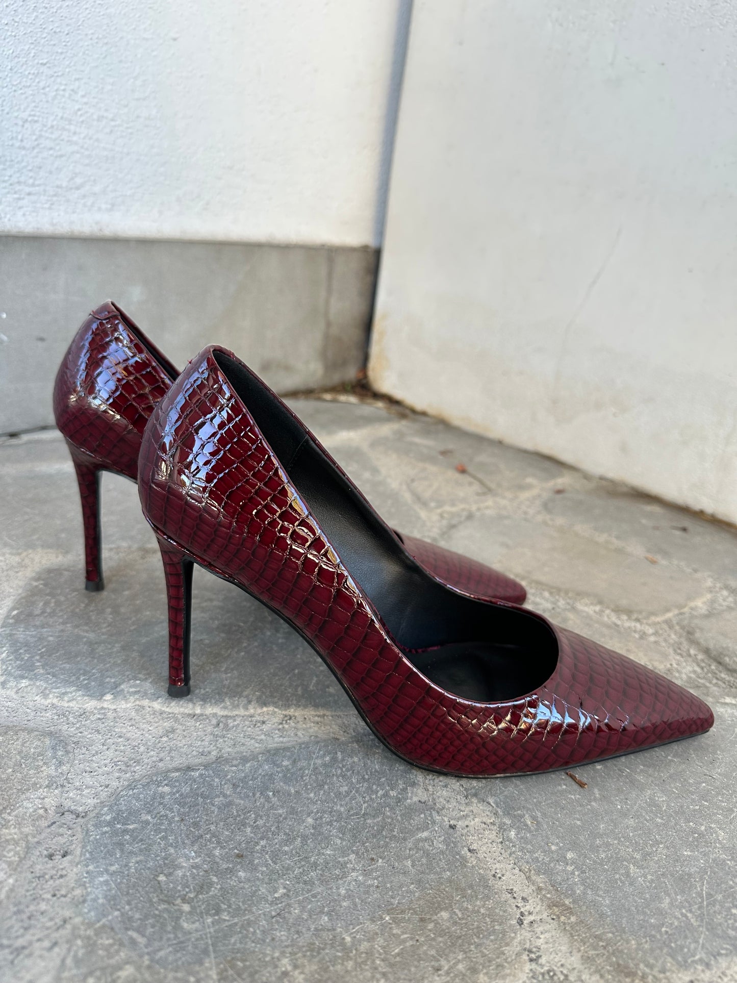 DECOLLETE' IN COCCO BORDEAUX
