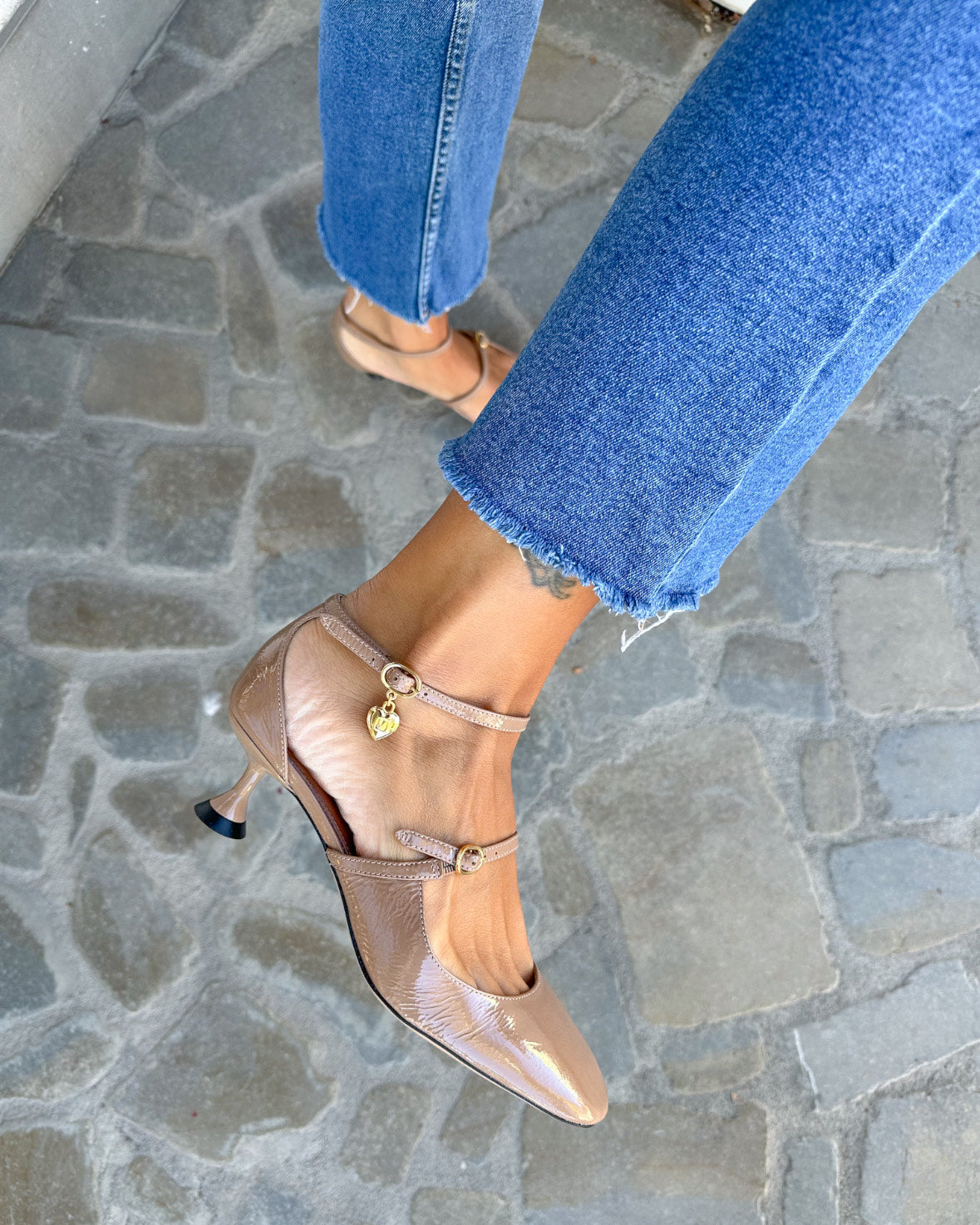 DECOLLETE' CINZIA BEIGE