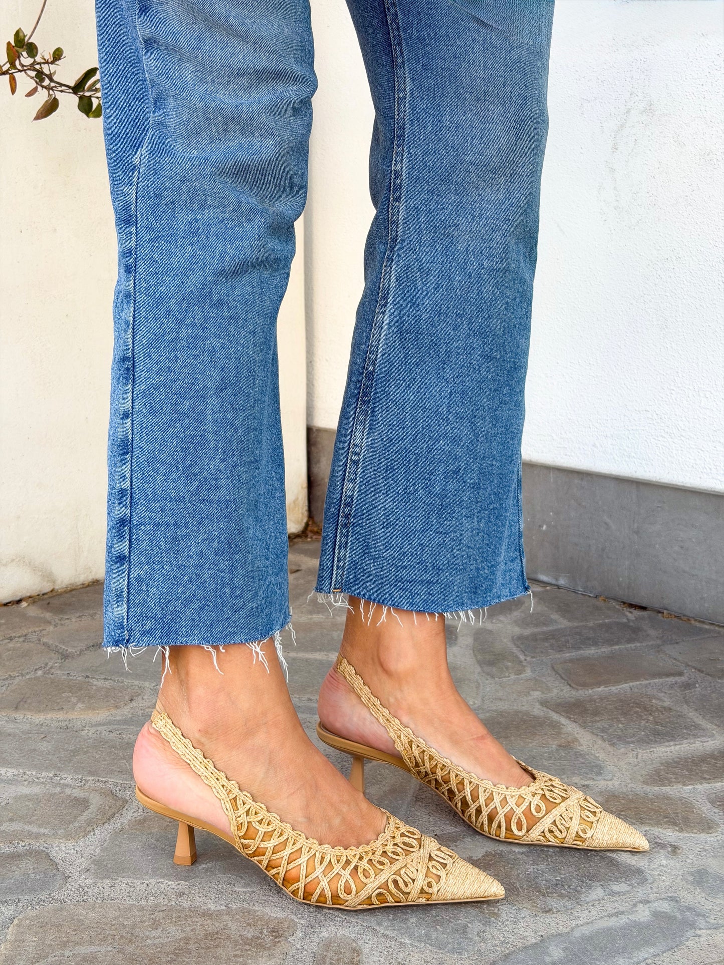 SLINGBACK IN RAFIA BEIGE
