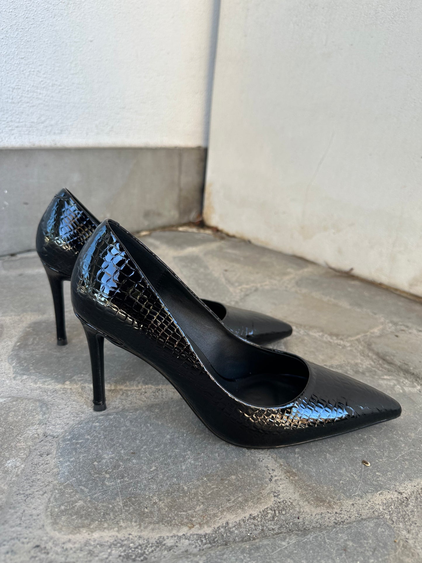 DECOLLETE' IN COCCO NERO