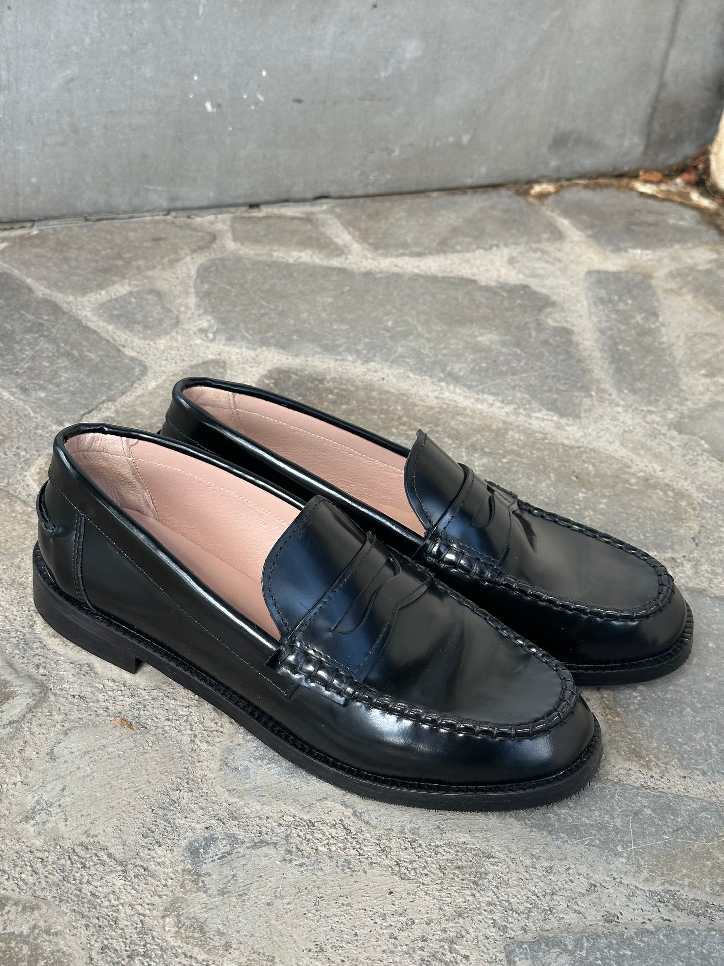 MOCASSINO IN PELLE NERA