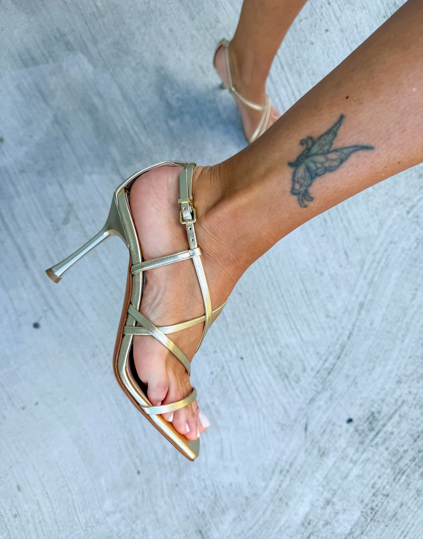 SANDALO IN PELLE PLATINO
