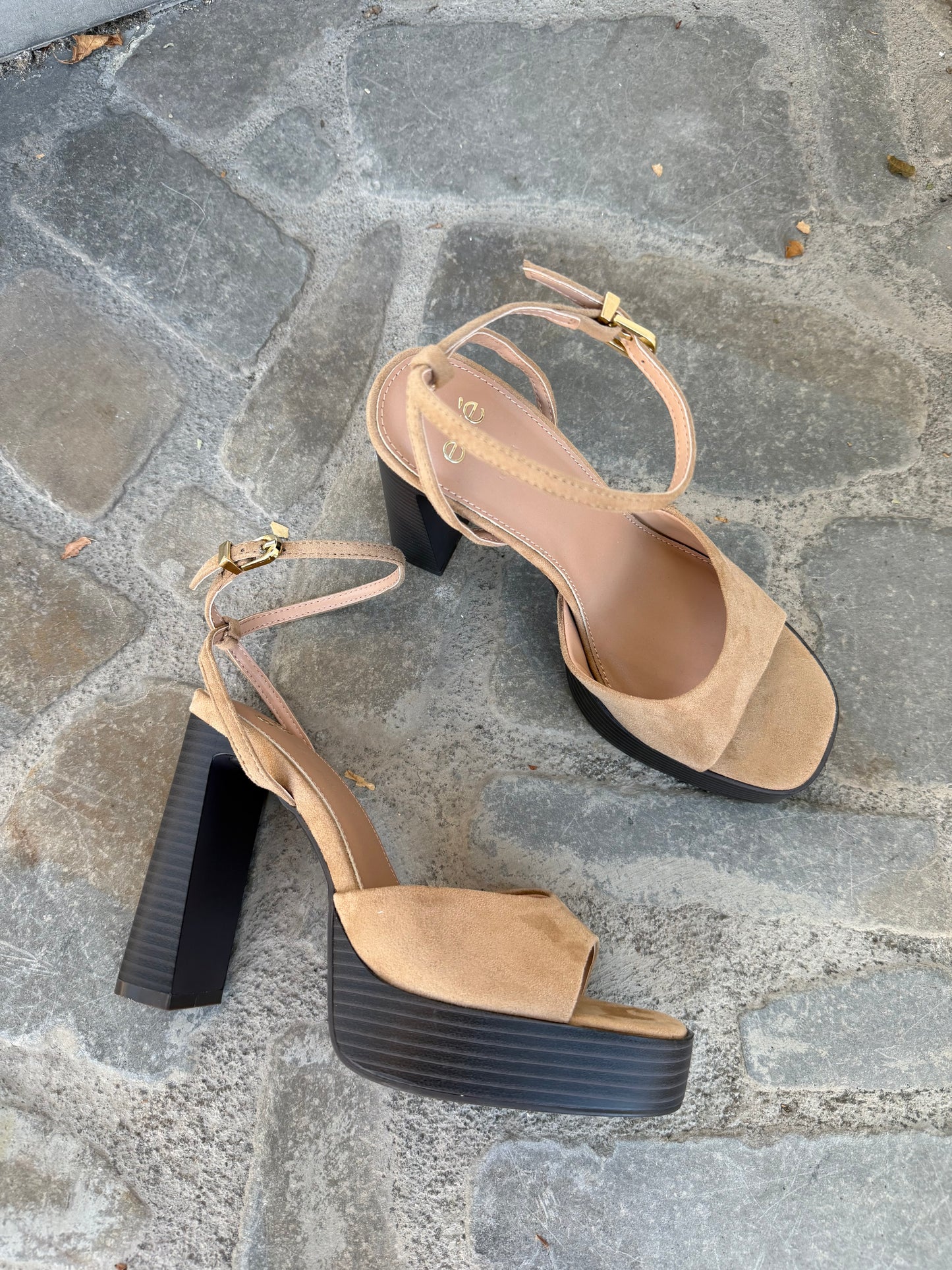 SANDALO PATRICIA BEIGE