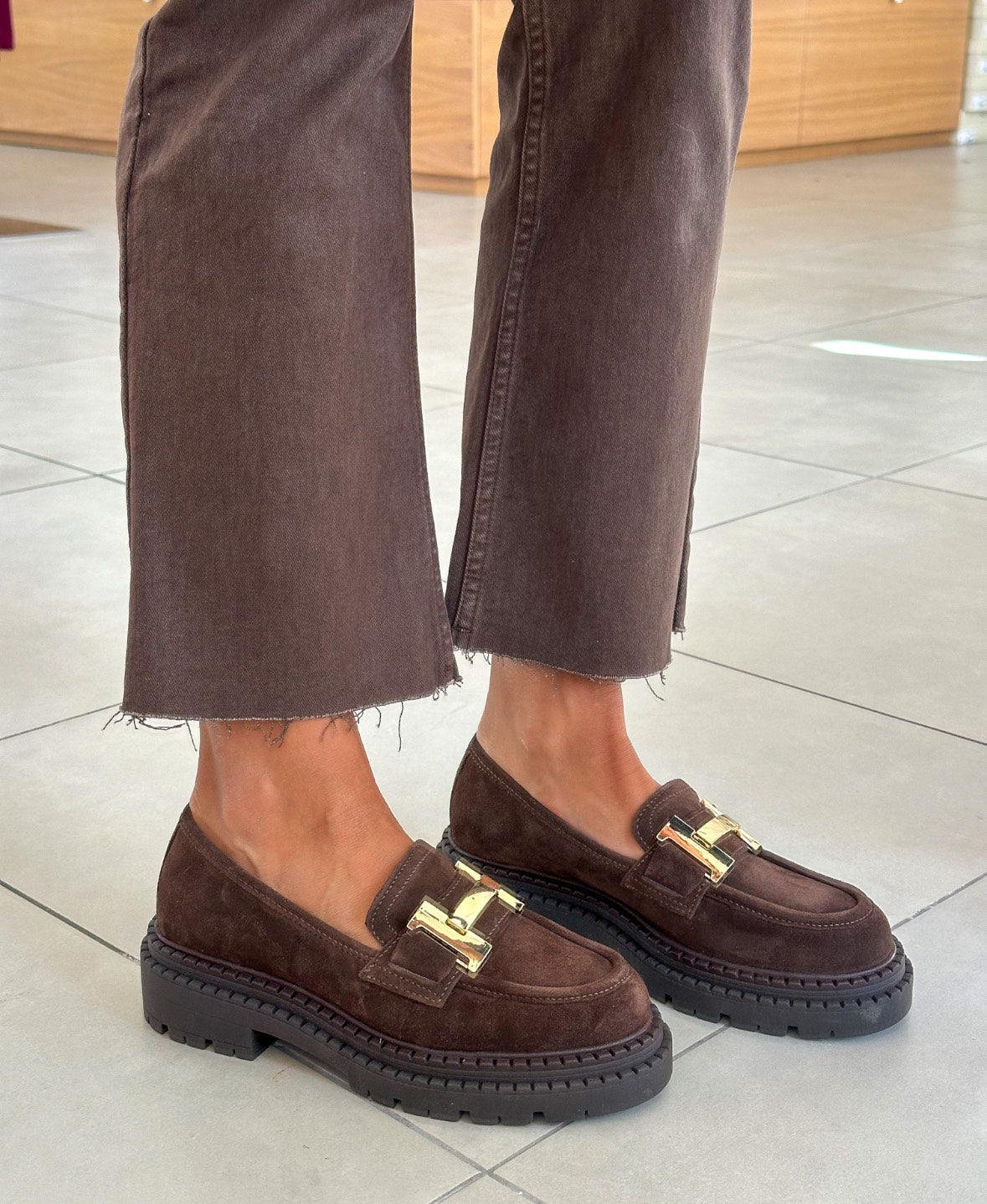 MOCASSINO IN CAMOSCIO MARRONE