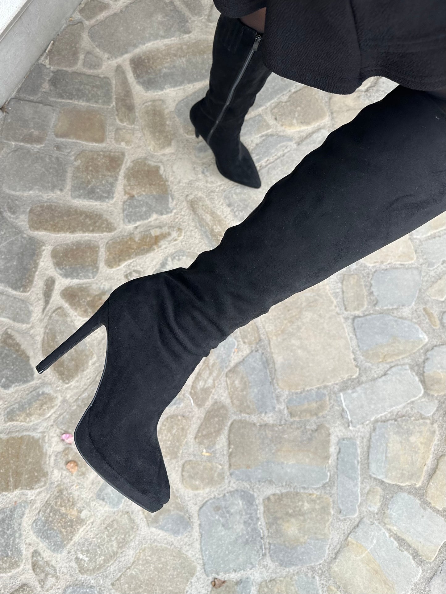 STIVALE CAMOSCIO NERO