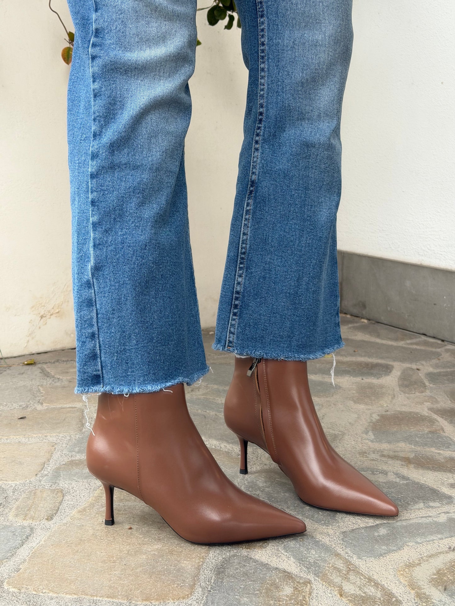 STIVALETTO IN PELLE CUOIO