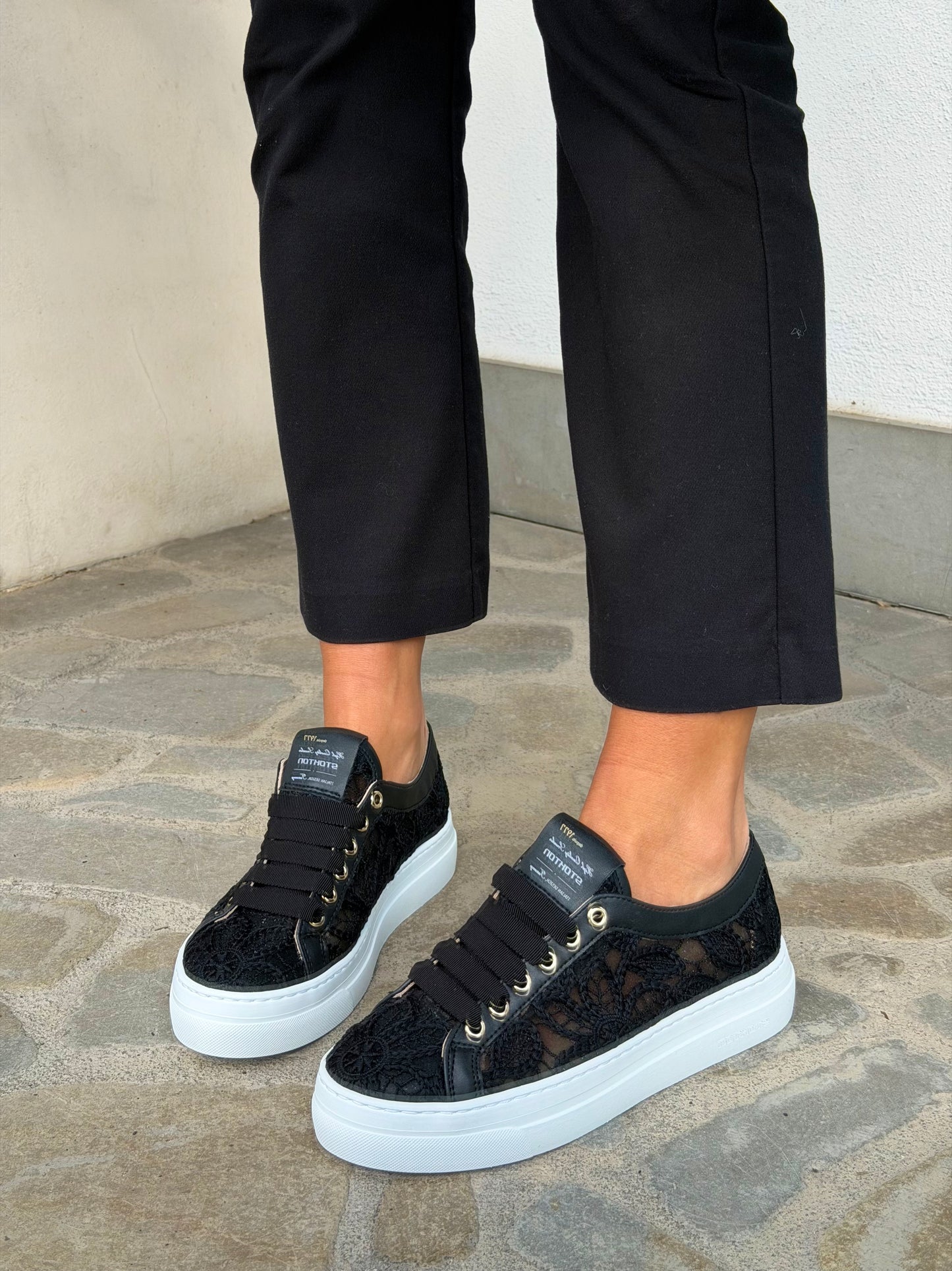 SNEAKERS LACE NERA