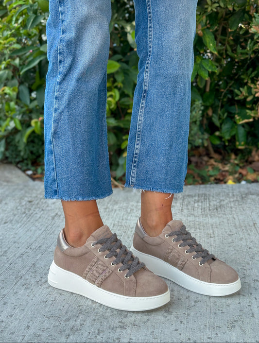 SNEAKERS IN CAMOSCIO TORTORA
